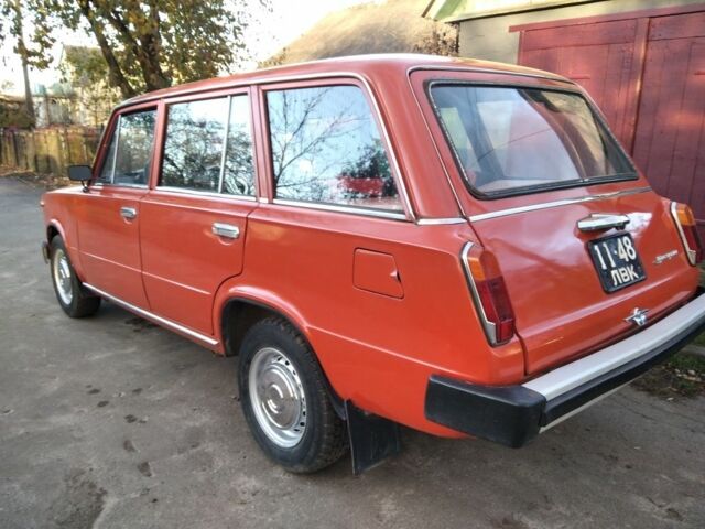 Красный ВАЗ 2102, объемом двигателя 1.2 л и пробегом 200 тыс. км за 999 $, фото 7 на Automoto.ua