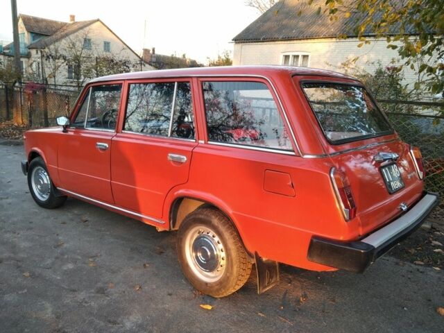 Красный ВАЗ 2102, объемом двигателя 1.2 л и пробегом 200 тыс. км за 999 $, фото 8 на Automoto.ua
