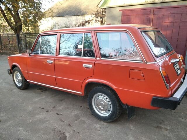 Красный ВАЗ 2102, объемом двигателя 1.2 л и пробегом 200 тыс. км за 999 $, фото 6 на Automoto.ua