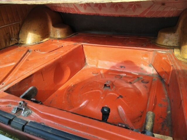 Красный ВАЗ 2102, объемом двигателя 1.2 л и пробегом 200 тыс. км за 999 $, фото 21 на Automoto.ua