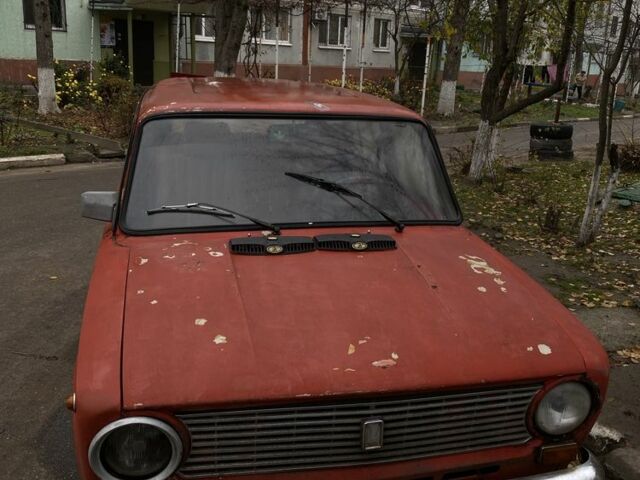 Красный ВАЗ 2102, объемом двигателя 0 л и пробегом 176 тыс. км за 199 $, фото 2 на Automoto.ua
