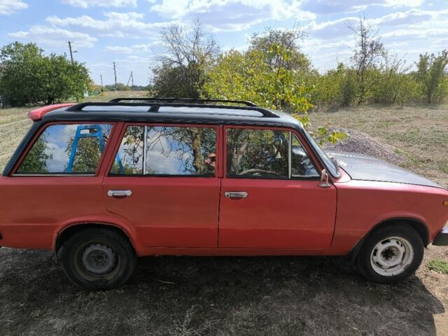 Красный ВАЗ 2102, объемом двигателя 0 л и пробегом 100 тыс. км за 850 $, фото 3 на Automoto.ua