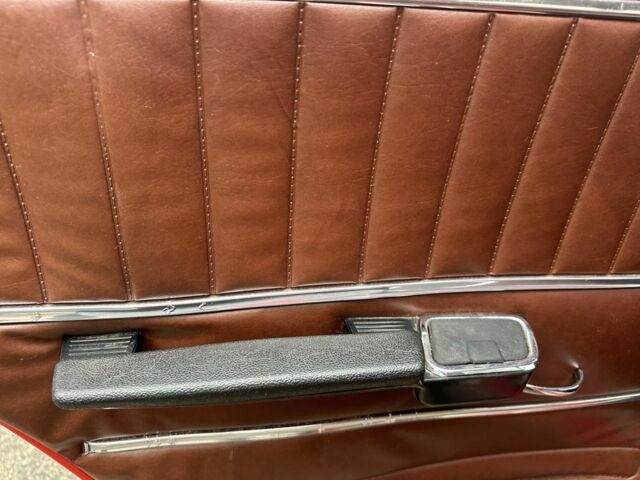 Красный ВАЗ 2102, объемом двигателя 1.2 л и пробегом 60 тыс. км за 4200 $, фото 2 на Automoto.ua