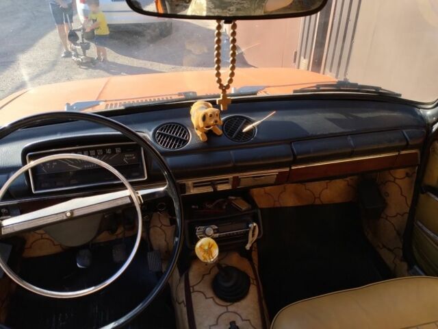 Красный ВАЗ 2102, объемом двигателя 1.2 л и пробегом 1000 тыс. км за 473 $, фото 8 на Automoto.ua