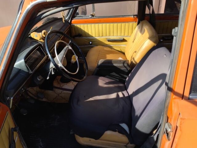 Красный ВАЗ 2102, объемом двигателя 1.2 л и пробегом 1000 тыс. км за 473 $, фото 7 на Automoto.ua