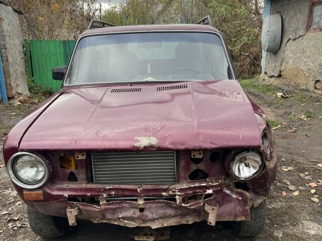 Красный ВАЗ 2102, объемом двигателя 1.2 л и пробегом 28 тыс. км за 216 $, фото 1 на Automoto.ua