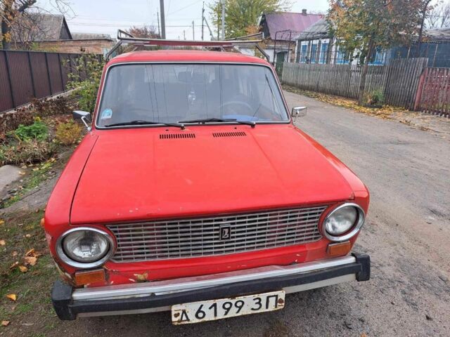 Червоний ВАЗ 2102, об'ємом двигуна 0 л та пробігом 200 тис. км за 596 $, фото 1 на Automoto.ua