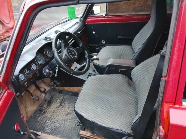 Красный ВАЗ 2102, объемом двигателя 0 л и пробегом 60 тыс. км за 400 $, фото 6 на Automoto.ua