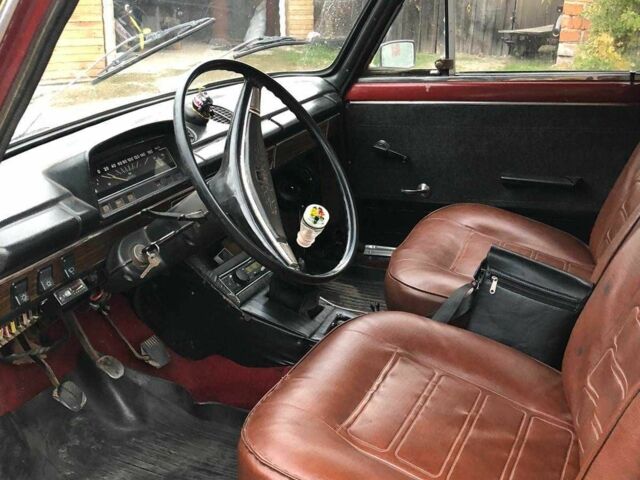 Красный ВАЗ 2102, объемом двигателя 1.3 л и пробегом 1000 тыс. км за 600 $, фото 4 на Automoto.ua