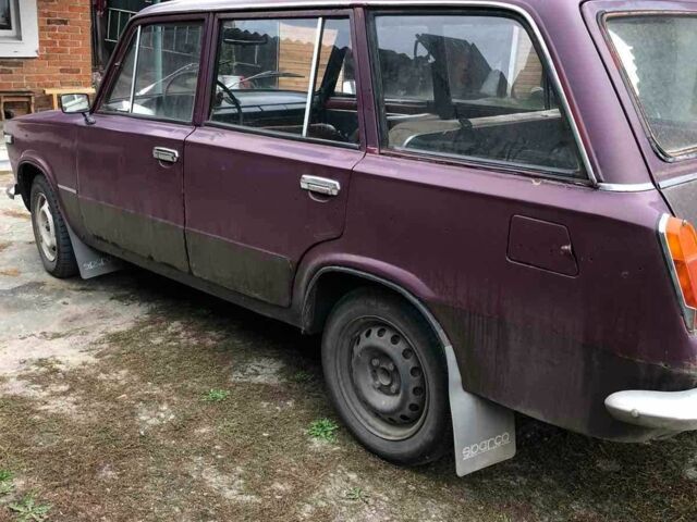 Красный ВАЗ 2102, объемом двигателя 1.3 л и пробегом 1000 тыс. км за 600 $, фото 3 на Automoto.ua
