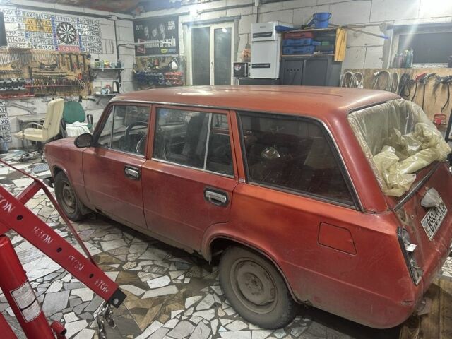 Красный ВАЗ 2102, объемом двигателя 0 л и пробегом 73 тыс. км за 239 $, фото 4 на Automoto.ua