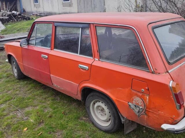 Красный ВАЗ 2102, объемом двигателя 1.5 л и пробегом 300 тыс. км за 310 $, фото 6 на Automoto.ua