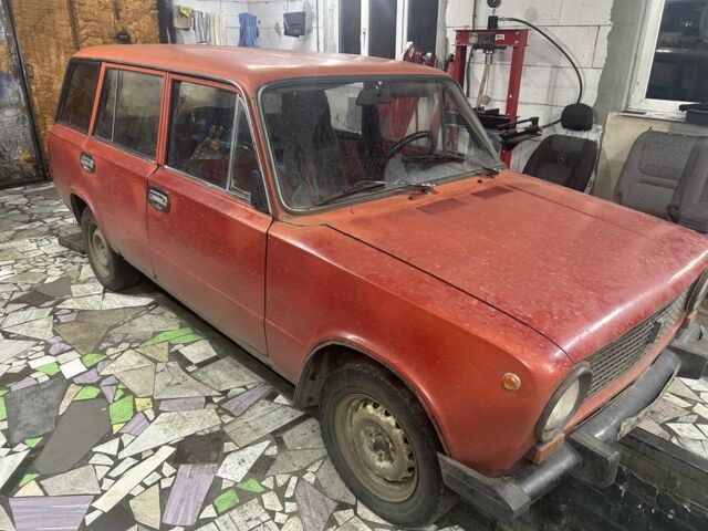 Красный ВАЗ 2102, объемом двигателя 0 л и пробегом 73 тыс. км за 239 $, фото 1 на Automoto.ua