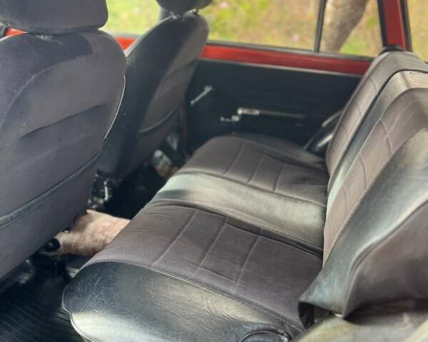 ВАЗ 2102 1985 в Казатине на Automoto.ua Красный ВАЗ 2102, объемом двигателя 1.3 л и пробегом 65 тыс. км за 1000 $, фото 5 на Automoto.ua