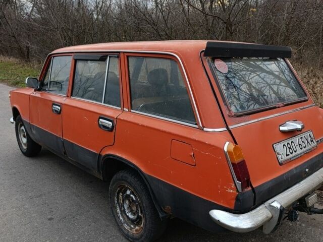 Красный ВАЗ 2102, объемом двигателя 1.5 л и пробегом 170 тыс. км за 599 $, фото 4 на Automoto.ua