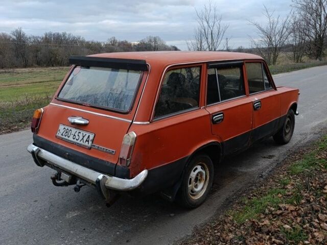 Красный ВАЗ 2102, объемом двигателя 1.5 л и пробегом 170 тыс. км за 599 $, фото 6 на Automoto.ua