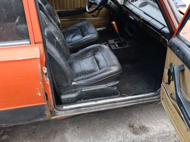 Красный ВАЗ 2102, объемом двигателя 1.5 л и пробегом 170 тыс. км за 599 $, фото 8 на Automoto.ua