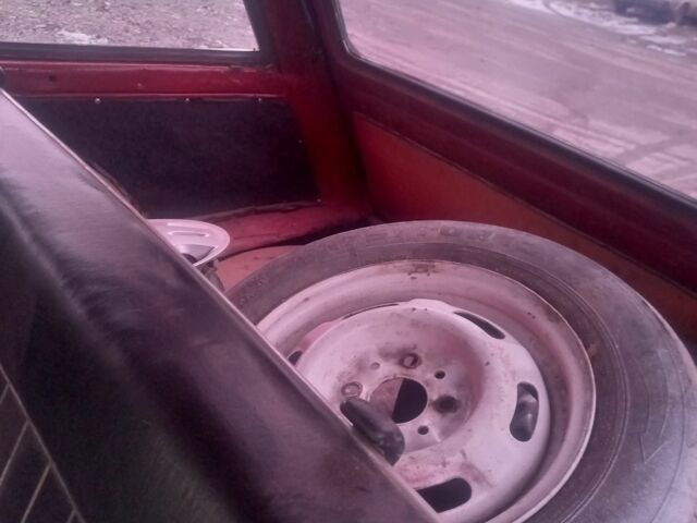 Червоний ВАЗ 2102, об'ємом двигуна 0 л та пробігом 200 тис. км за 592 $, фото 5 на Automoto.ua