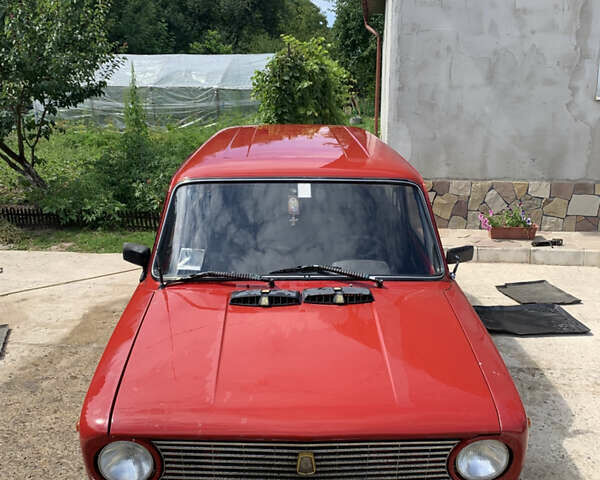 Красный ВАЗ 2102, объемом двигателя 1.2 л и пробегом 70 тыс. км за 700 $, фото 1 на Automoto.ua