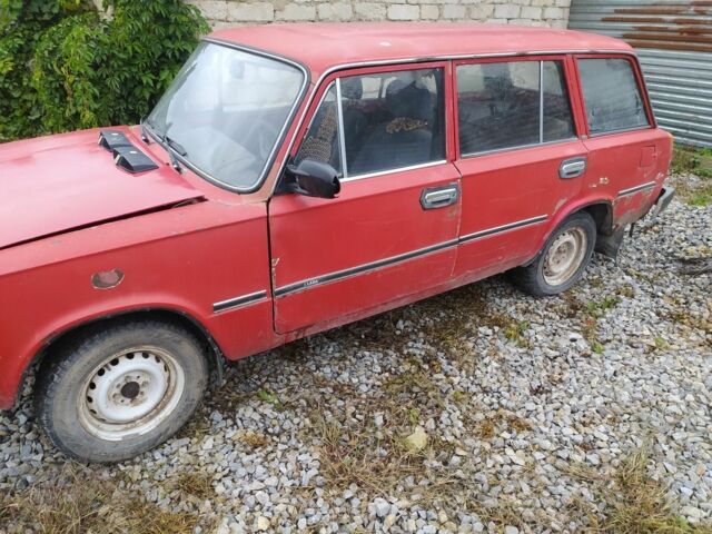 Червоний ВАЗ 2102, об'ємом двигуна 0 л та пробігом 220 тис. км за 334 $, фото 1 на Automoto.ua