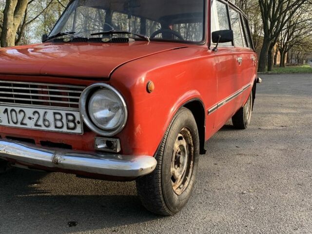 Красный ВАЗ 2102, объемом двигателя 1.3 л и пробегом 1000 тыс. км за 400 $, фото 3 на Automoto.ua