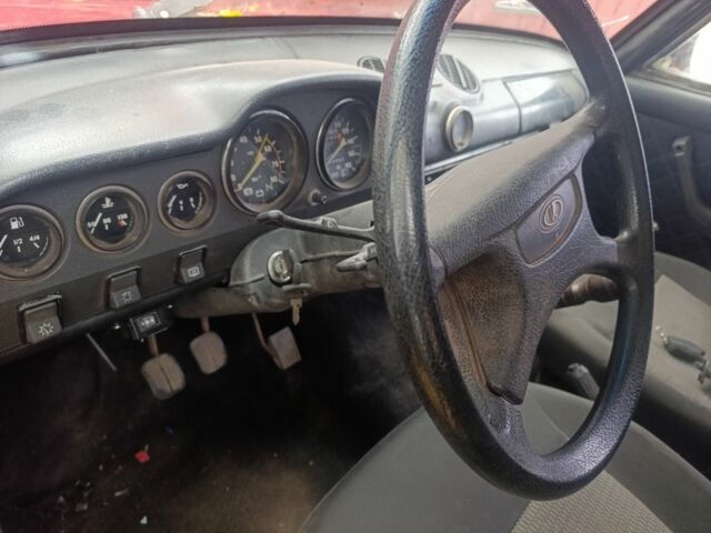 Красный ВАЗ 2102, объемом двигателя 0 л и пробегом 2 тыс. км за 1200 $, фото 4 на Automoto.ua