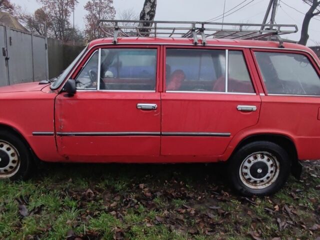 Красный ВАЗ 2102, объемом двигателя 0 л и пробегом 102 тыс. км за 414 $, фото 3 на Automoto.ua