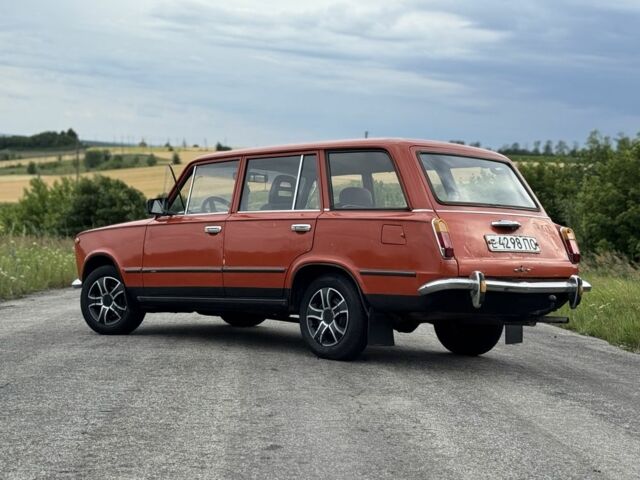 Красный ВАЗ 2102, объемом двигателя 1.3 л и пробегом 80 тыс. км за 757 $, фото 8 на Automoto.ua