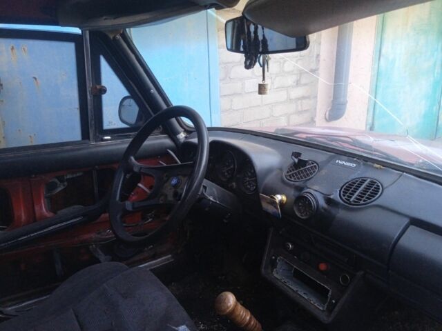 Красный ВАЗ 2102, объемом двигателя 1.6 л и пробегом 200 тыс. км за 360 $, фото 4 на Automoto.ua