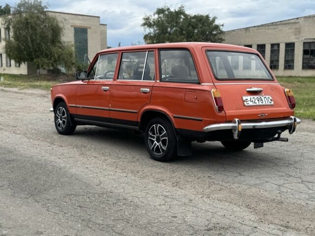 Красный ВАЗ 2102, объемом двигателя 1.3 л и пробегом 80 тыс. км за 757 $, фото 4 на Automoto.ua