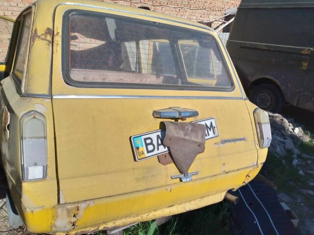 Желтый ВАЗ 2102, объемом двигателя 0 л и пробегом 300 тыс. км за 354 $, фото 3 на Automoto.ua