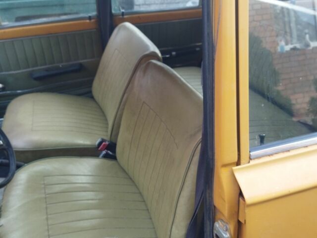 Желтый ВАЗ 2102, объемом двигателя 1.5 л и пробегом 75 тыс. км за 600 $, фото 3 на Automoto.ua