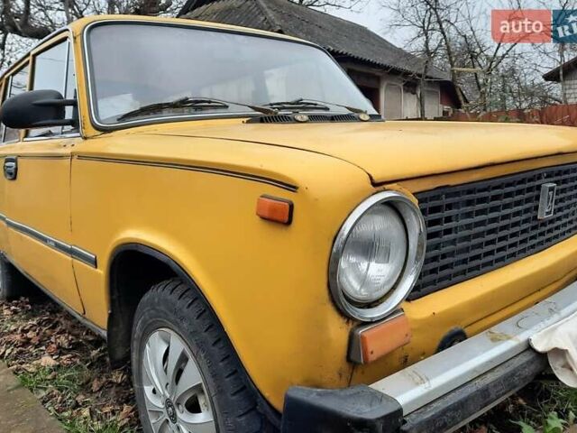 Желтый ВАЗ 2102, объемом двигателя 1.2 л и пробегом 47 тыс. км за 479 $, фото 1 на Automoto.ua