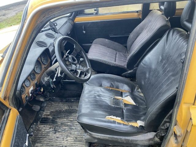 Желтый ВАЗ 2102, объемом двигателя 1.2 л и пробегом 2 тыс. км за 429 $, фото 5 на Automoto.ua