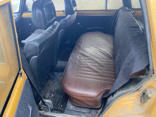 Желтый ВАЗ 2102, объемом двигателя 1.2 л и пробегом 2 тыс. км за 429 $, фото 6 на Automoto.ua