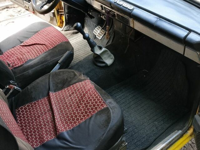 Жовтий ВАЗ 2102, об'ємом двигуна 1 л та пробігом 52 тис. км за 571 $, фото 4 на Automoto.ua