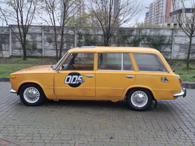 Желтый ВАЗ 2102, объемом двигателя 1.6 л и пробегом 40 тыс. км за 950 $, фото 7 на Automoto.ua