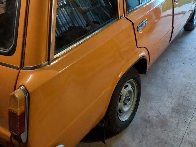 Желтый ВАЗ 2102, объемом двигателя 0 л и пробегом 95 тыс. км за 1200 $, фото 3 на Automoto.ua