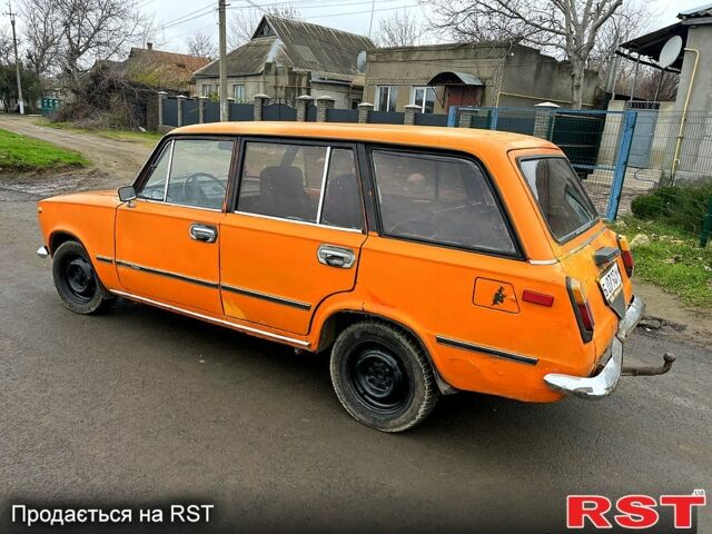 Желтый ВАЗ 2102, объемом двигателя 1.5 л и пробегом 212 тыс. км за 470 $, фото 10 на Automoto.ua
