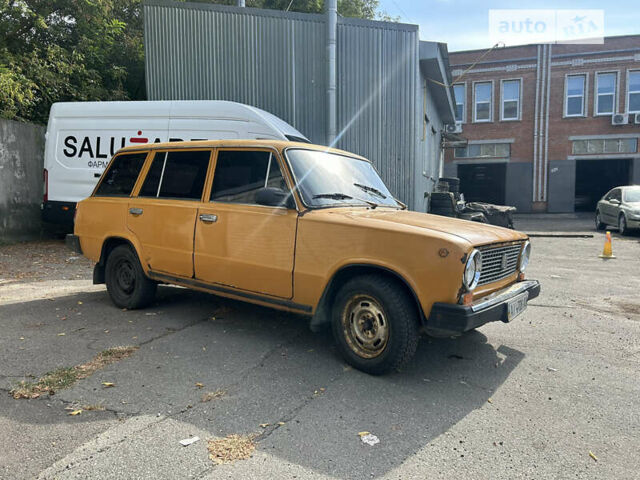 Желтый ВАЗ 2102, объемом двигателя 1.2 л и пробегом 80 тыс. км за 600 $, фото 5 на Automoto.ua