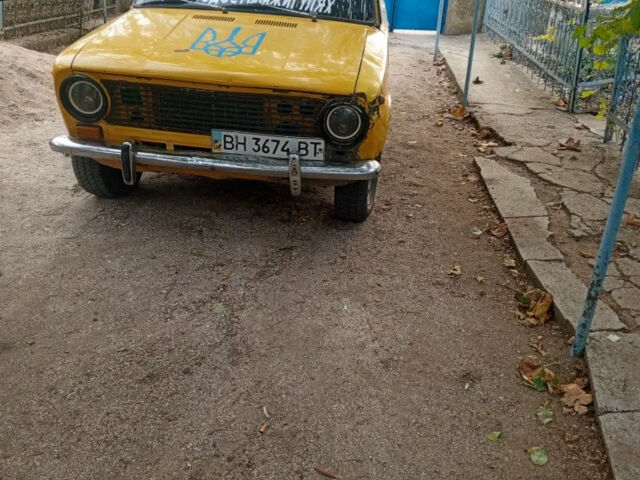Жовтий ВАЗ 2102, об'ємом двигуна 1.2 л та пробігом 300 тис. км за 573 $, фото 2 на Automoto.ua