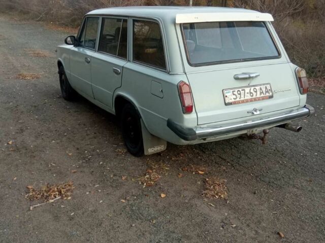 Серый ВАЗ 2102, объемом двигателя 1.5 л и пробегом 180 тыс. км за 585 $, фото 5 на Automoto.ua