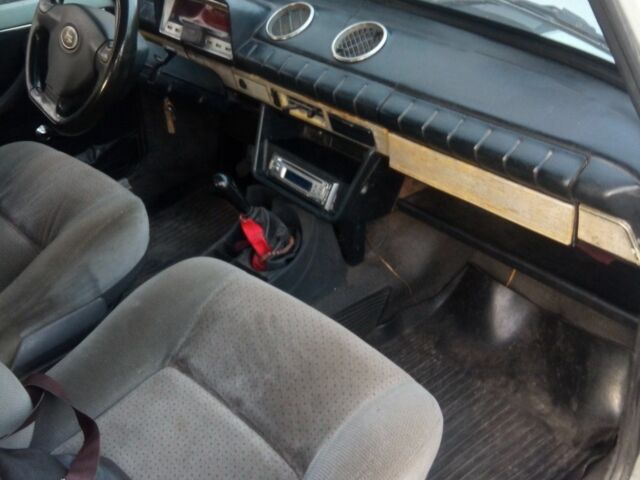 Серый ВАЗ 2102, объемом двигателя 1.5 л и пробегом 180 тыс. км за 585 $, фото 7 на Automoto.ua