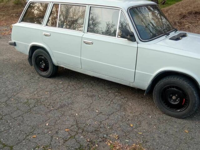 Серый ВАЗ 2102, объемом двигателя 1.5 л и пробегом 180 тыс. км за 585 $, фото 4 на Automoto.ua