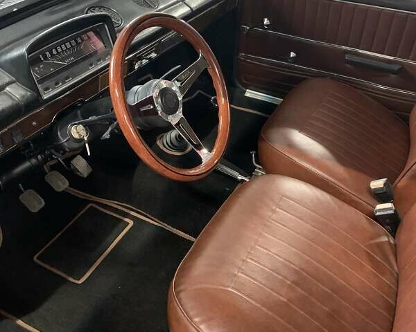 Серый ВАЗ 2102, объемом двигателя 1.5 л и пробегом 54 тыс. км за 7000 $, фото 5 на Automoto.ua