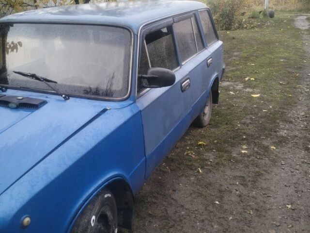 Синий ВАЗ 2102, объемом двигателя 1.2 л и пробегом 300 тыс. км за 384 $, фото 1 на Automoto.ua