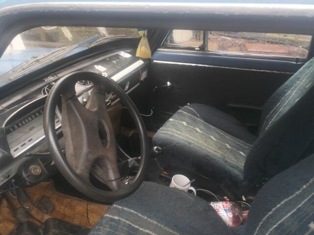 Синий ВАЗ 2102, объемом двигателя 1.2 л и пробегом 300 тыс. км за 384 $, фото 2 на Automoto.ua