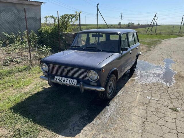 Синий ВАЗ 2102, объемом двигателя 1.6 л и пробегом 2 тыс. км за 592 $, фото 3 на Automoto.ua