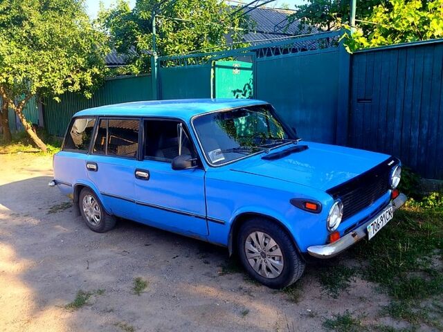Синий ВАЗ 2102, объемом двигателя 1.5 л и пробегом 100 тыс. км за 700 $, фото 3 на Automoto.ua
