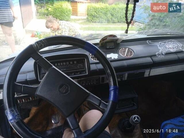 Синий ВАЗ 2102, объемом двигателя 1.2 л и пробегом 230 тыс. км за 800 $, фото 2 на Automoto.ua